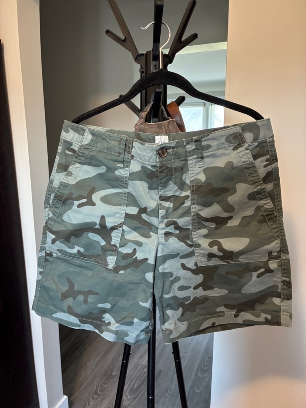 Gap 5” Short | 8 | Camo